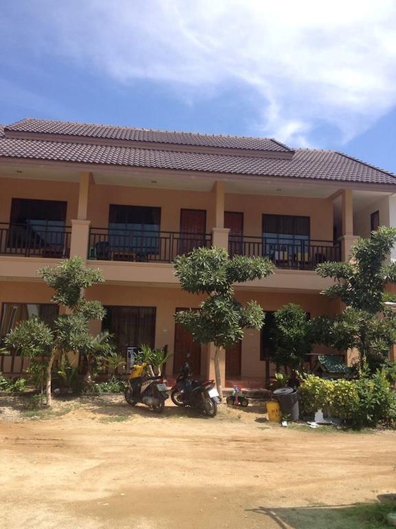Bank Guest House Хаад Рин Екстериор снимка