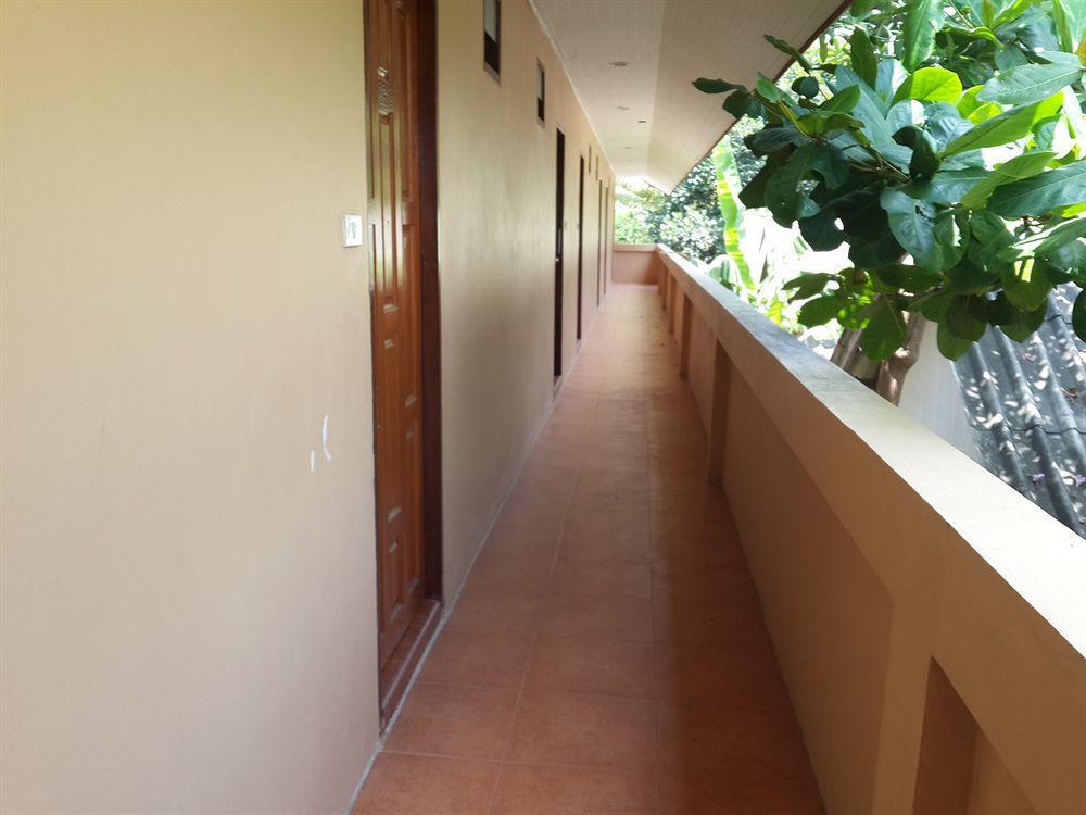 Bank Guest House Хаад Рин Екстериор снимка