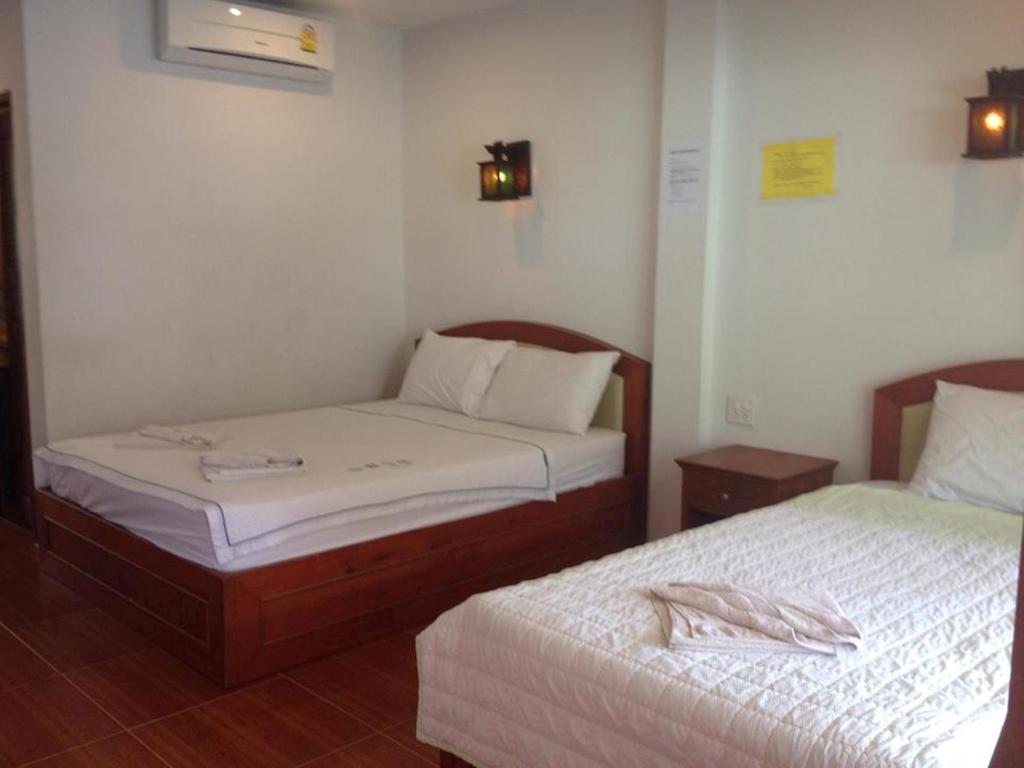 Bank Guest House Хаад Рин Екстериор снимка